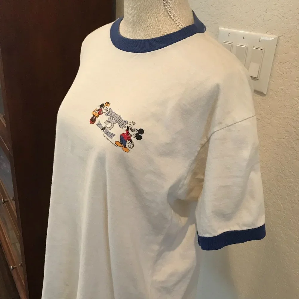 1980 DISNEYLAND Rare 25th Anniversary T Shirt Vintage - Picture 6 of 13